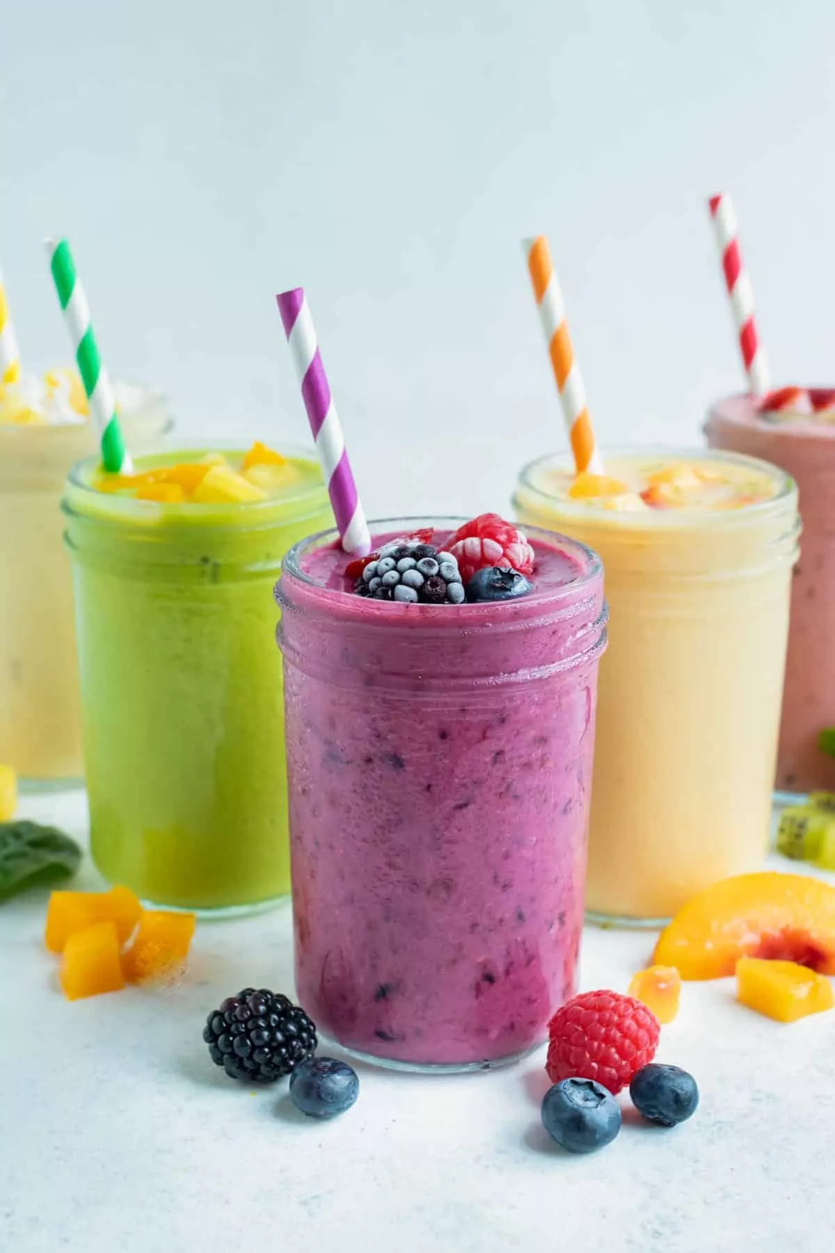 I will teach you how to make smoothie at the comfort of your home